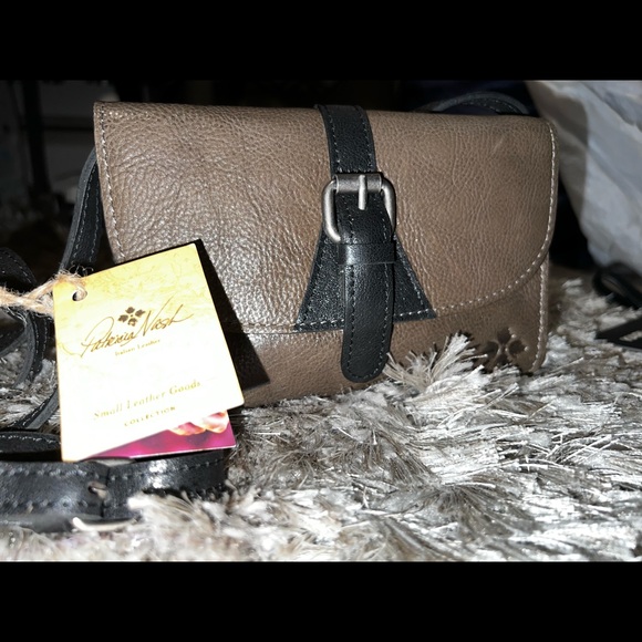 Patricia Nash crossbody bag - Picture 5 of 6